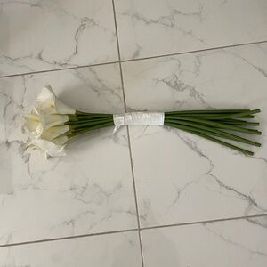 Twelve 31" Extra Large Bloom Real Touch Large Bloom Calla lily